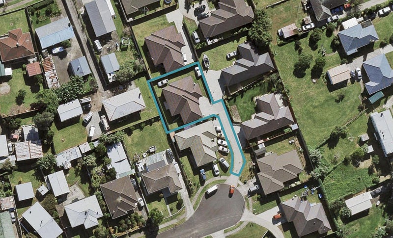 22 Lachlan Place, Favona, Auckland - Carousel 1
