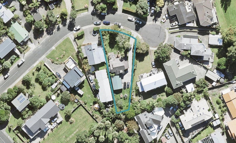 8 Mckenzie Avenue, Arkles Bay, Whangaparaoa - Carousel 1