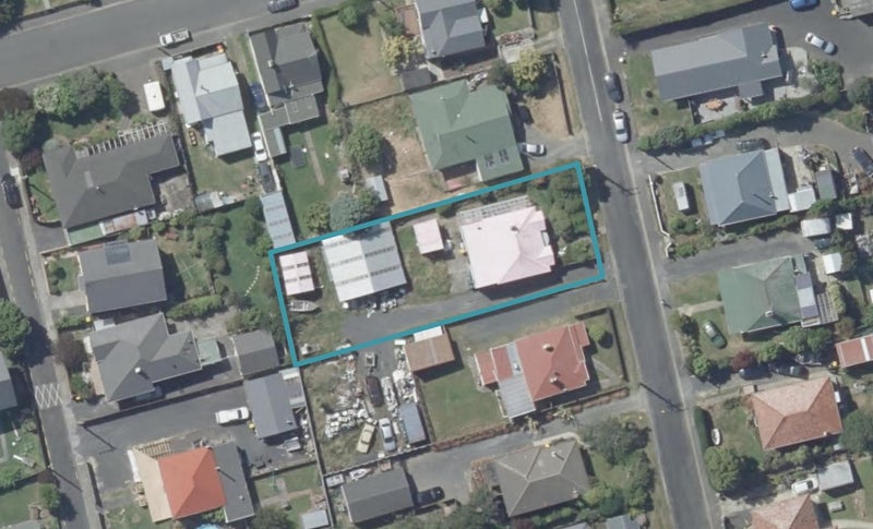 8 Teignmouth Street, Abbotsford, Dunedin - Carousel 1