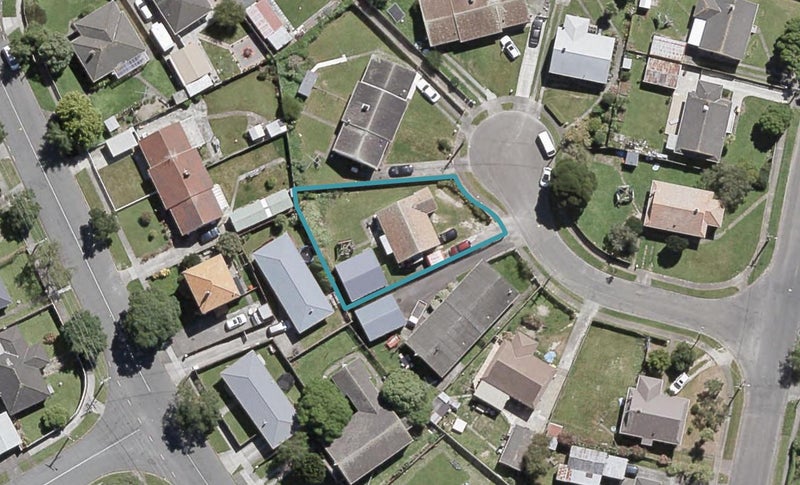 4 Hooper Grove, Taita, Lower Hutt - Carousel 1