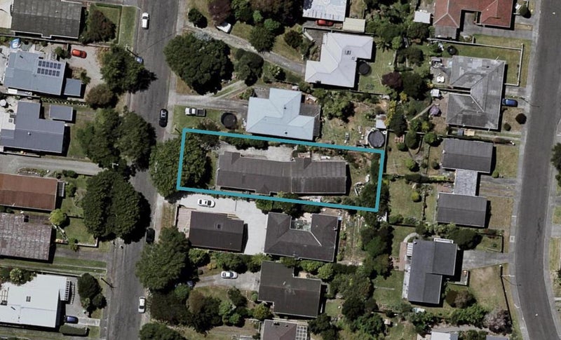 1/58 Alexander Road, Raumati Beach, Paraparaumu - Carousel 1