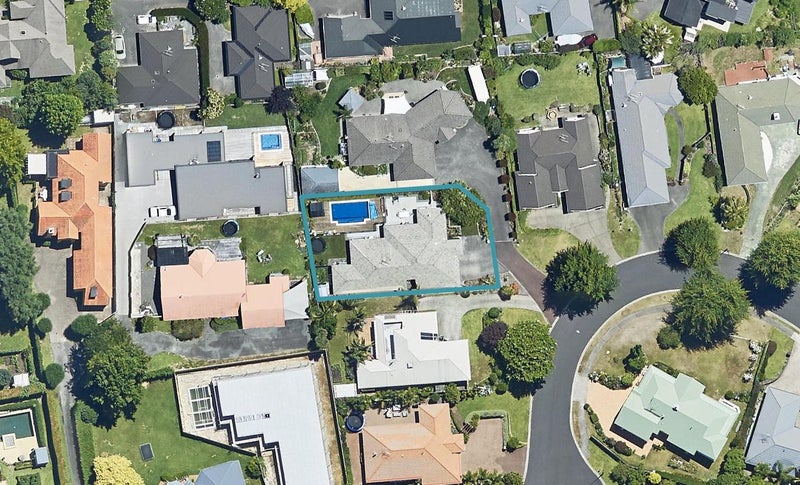 26 Harlech Glen, Bethlehem, Tauranga - Carousel 1