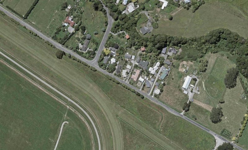110 Rahui Road, Otaki - Carousel 1