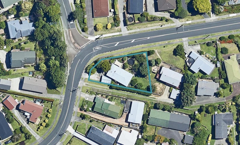 38 Sherwood Street, Bellevue, Tauranga - Carousel 1