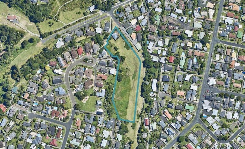 10 Baden Street, Otumoetai, Tauranga - Carousel 1