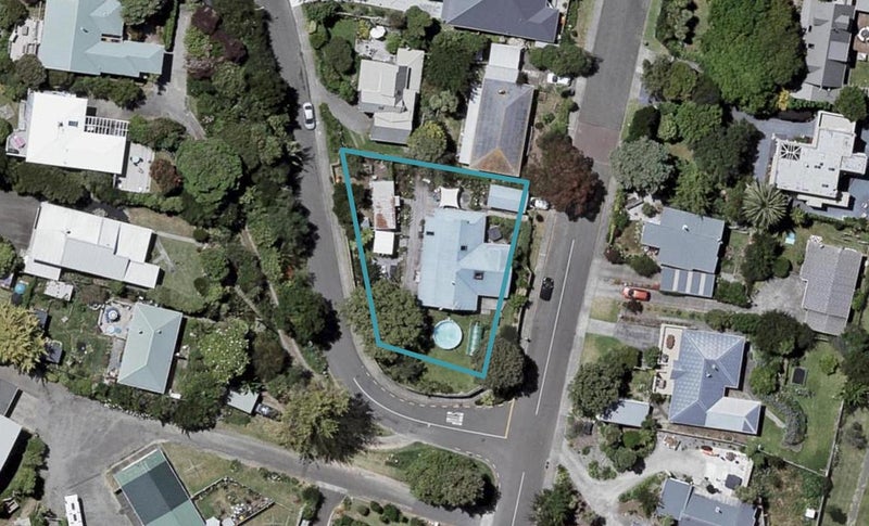 48 Margaret Road, Raumati Beach, Paraparaumu - Carousel 1