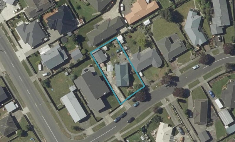 5 Peppertree Glade, Kelvin Grove, Palmerston North - Carousel 1