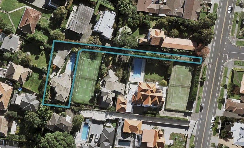 148 Orakei Road, Remuera, Auckland - Carousel 1