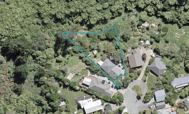 15 Bermer Road, Belmont, Lower Hutt - Carousel 1