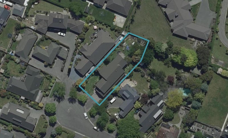 20 Felstead Place, Avonhead, Christchurch - Carousel 1
