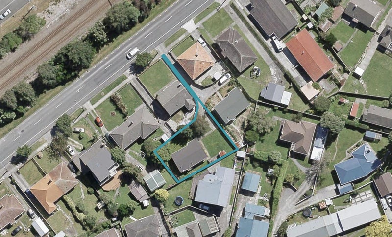 195 Cambridge Terrace, Naenae, Lower Hutt - Carousel 1