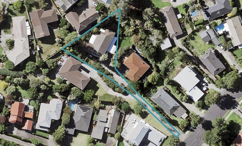 29 Wells Road, Bucklands Beach, Auckland - Carousel 1