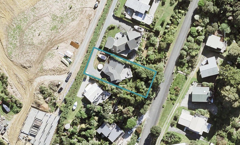 33 Whitmore Road, Tāwharanui Peninsula, Matakana - Carousel 1