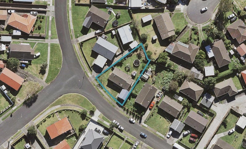5 Windrush Close, Mangere, Auckland - Carousel 1