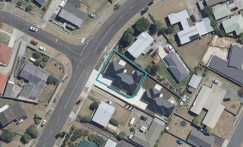 8A Cowley Drive, Temple View, Hamilton - Carousel 1