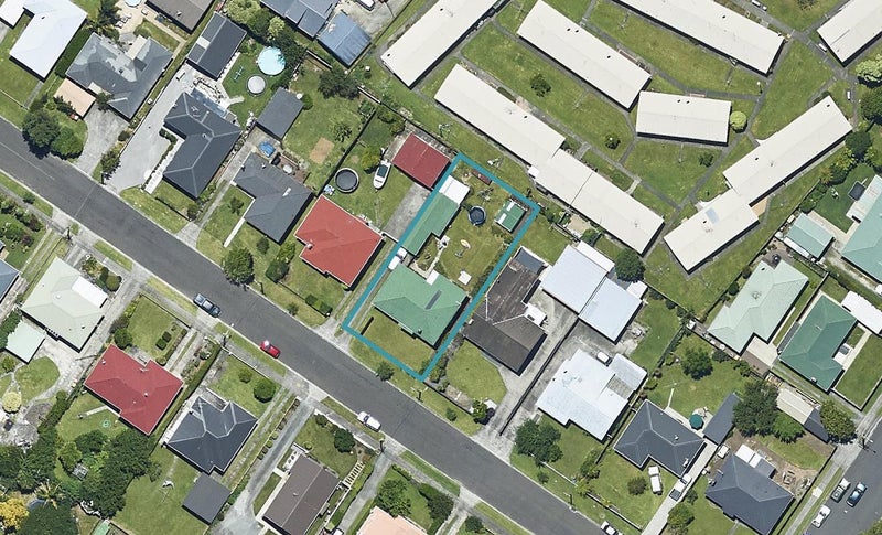 9 Tyrone Street, Greerton, Tauranga - Carousel 1