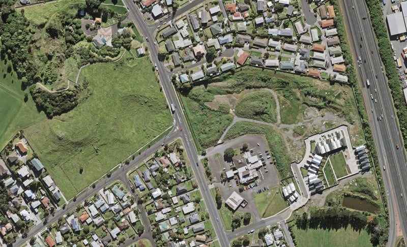 3 Huri Street, Mangere Bridge, Auckland - Carousel 1