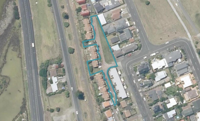 1/196 Charles Street, Westshore, Napier - Carousel 1