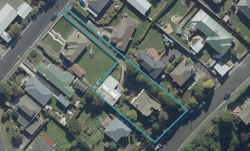 100 Dunrobin Street, Waverley, Dunedin - Carousel 1