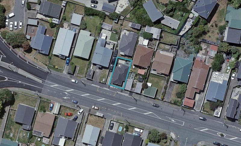 9A Caledonia Street, Miramar, Wellington - Carousel 1
