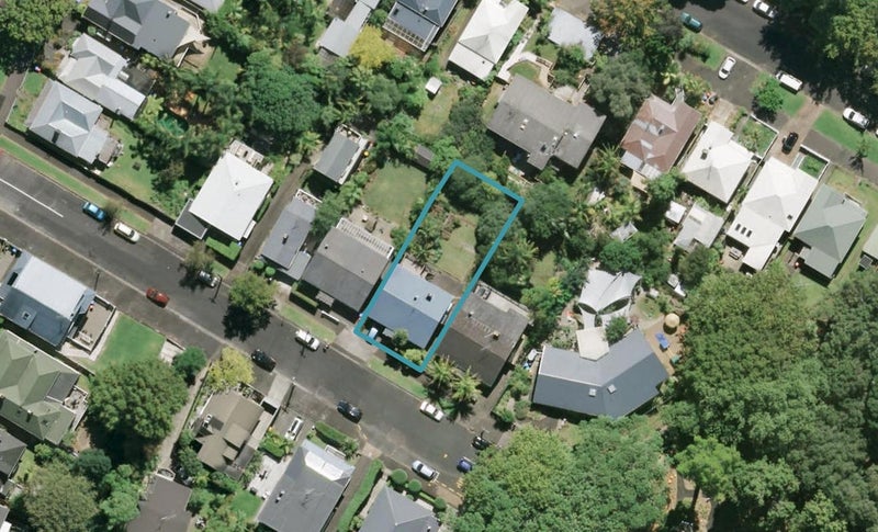 10 Tahuna Street, Freemans Bay, Auckland - Carousel 1