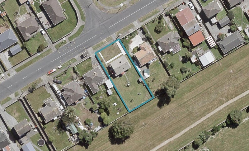 26 Reynolds Street, Taita, Lower Hutt - Carousel 1