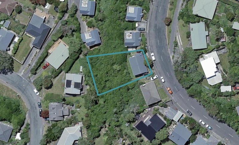 129 Pembroke Road, Wilton, Wellington - Carousel 1