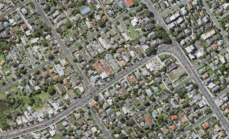 2/11 Esmonde Road, Takapuna, Auckland - Carousel 1