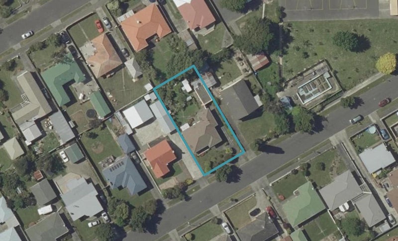 21 Milton Street, Roslyn, Palmerston North - Carousel 1