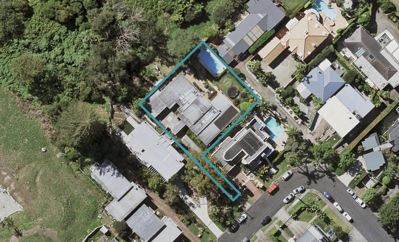 18 Rangitira Avenue, Takapuna, Auckland - Carousel 1