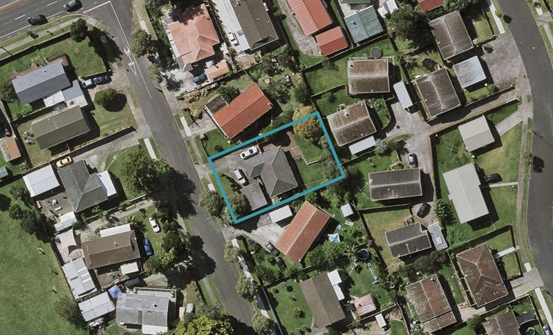 6 SHALIMAR place, Clover Park, Auckland - Carousel 1