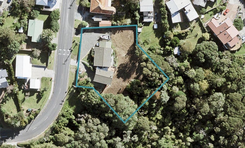 2 Cochrane Avenue, Arkles Bay, Whangaparaoa - Carousel 1