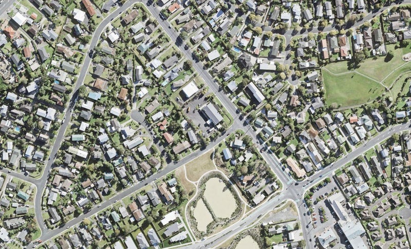 5/2 Albatross Road, Red Beach, Whangaparāoa - Carousel 1