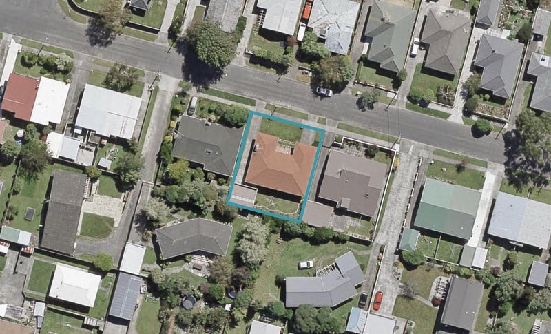39 Frederick Street, Avalon, Lower Hutt - Carousel 1