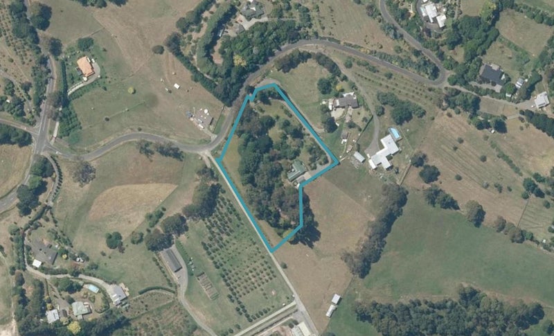 24 Boyd Road, Poraiti, Napier - Carousel 1