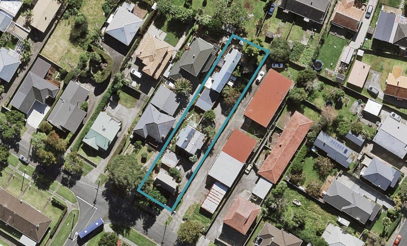 3/77 Haverstock Road, Sandringham, Auckland - Carousel 1