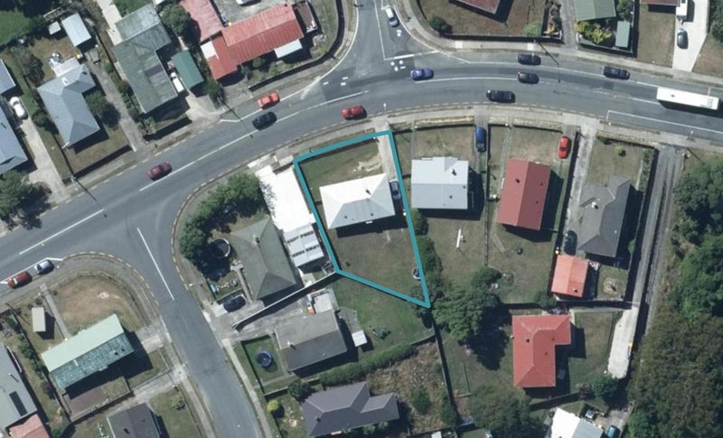 389 Warspite Avenue, Ascot Park, Porirua - Carousel 1