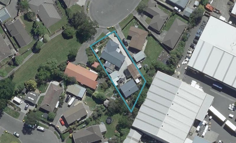 31 Castile Place, Belfast, Christchurch - Carousel 1