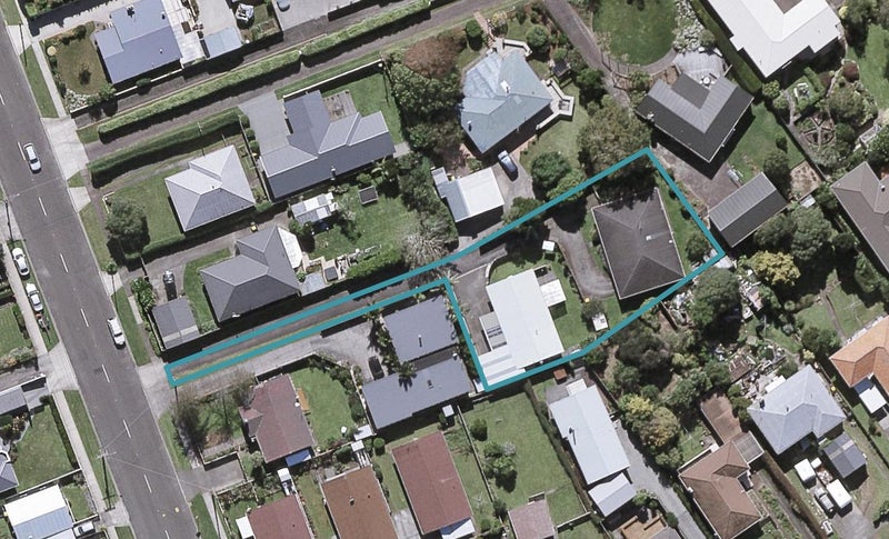 185B Brooklands Road, Vogeltown, New Plymouth - Carousel 1