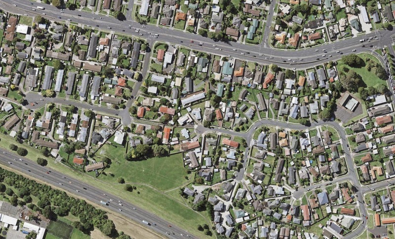 9 Paul Place, Pakuranga, Auckland - Carousel 1