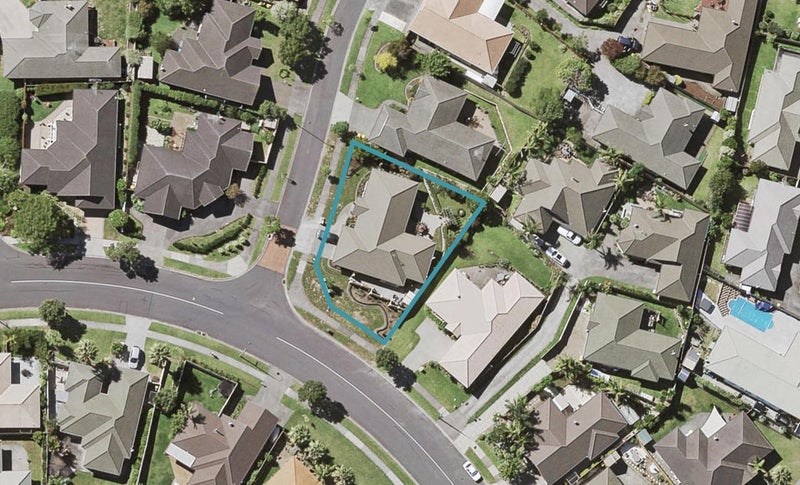 1 Mullagh Place, East Tamaki Heights, Auckland - Carousel 1
