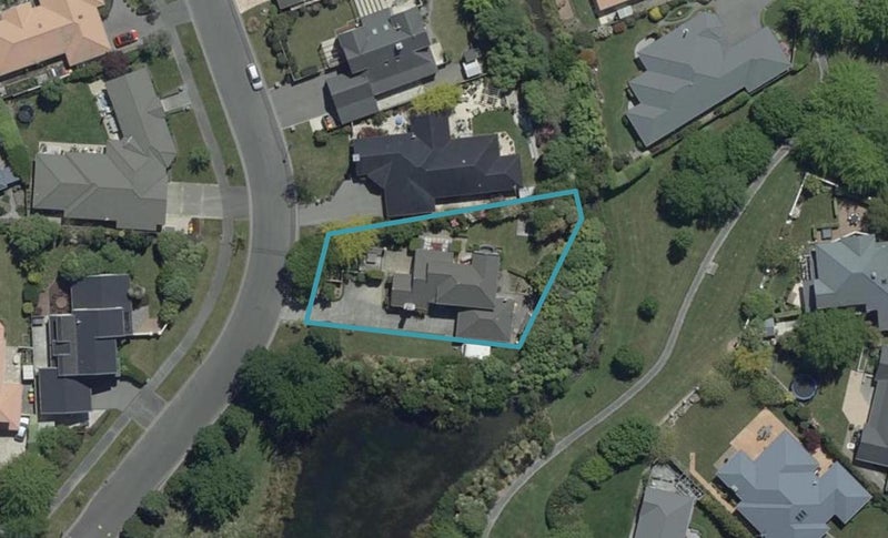 4 Sharnbrook Lane, Casebrook, Christchurch - Carousel 1