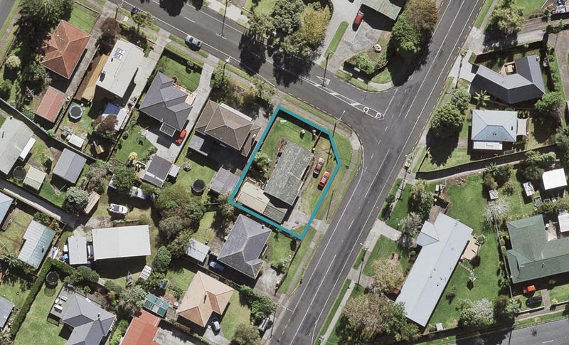 2 Muir Avenue, MANGERE BRIDGE, AUCKLAND - Carousel 1