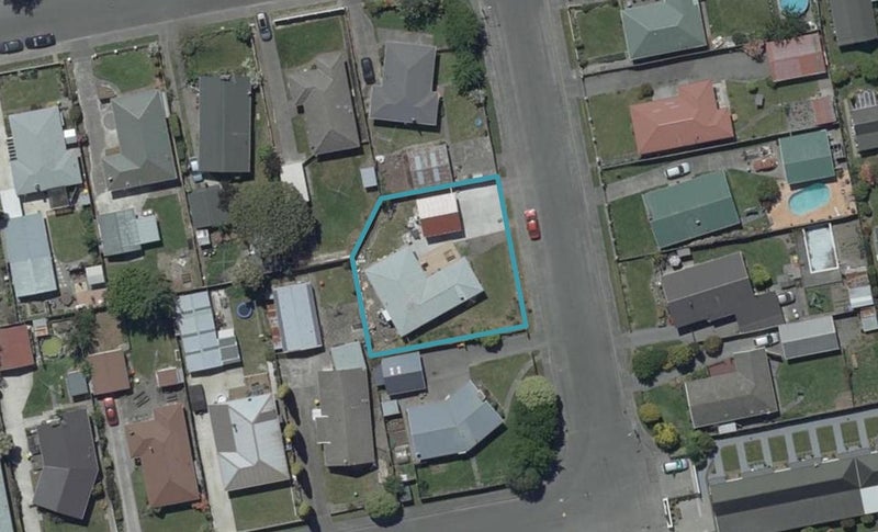 16 Montague Street, Islington, Christchurch - Carousel 1