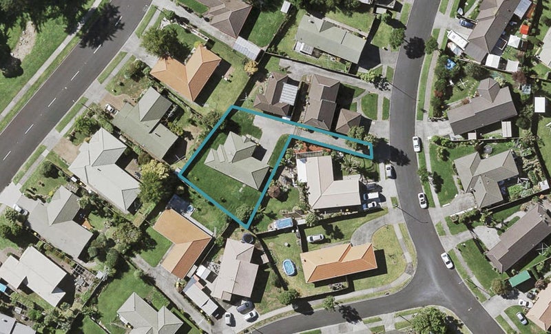 7 Dulwich Place, Burswood, Auckland - Carousel 1