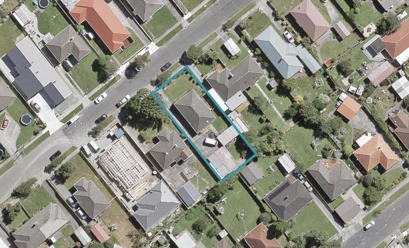 16 Atiawa Crescent, Waiwhetu, Lower Hutt - Carousel 1