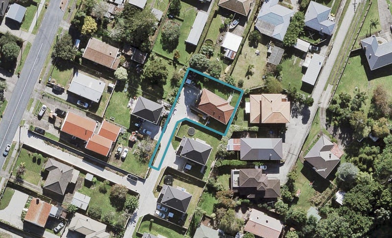 51B Kelwyn Road, Kelston, Auckland - Carousel 1