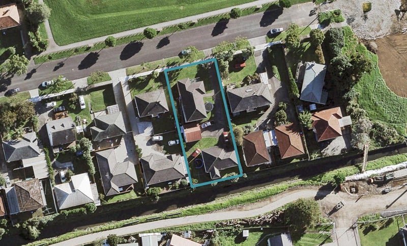 2/205 Hendon Avenue, Owairaka, Auckland - Carousel 1