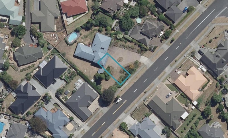 2/87 Rototuna Road, Rototuna, Hamilton - Carousel 1
