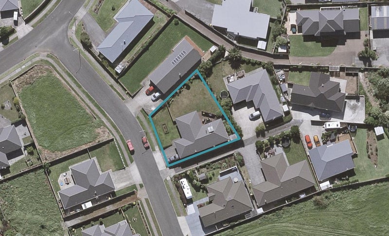 5 James Drive, Bell Block, New Plymouth - Carousel 1